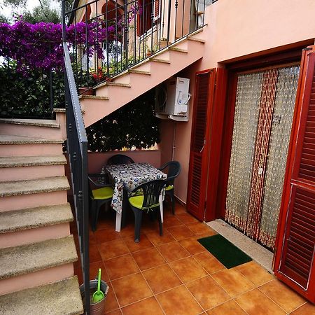 B&B Simon&Simon San Teodoro  Extérieur photo