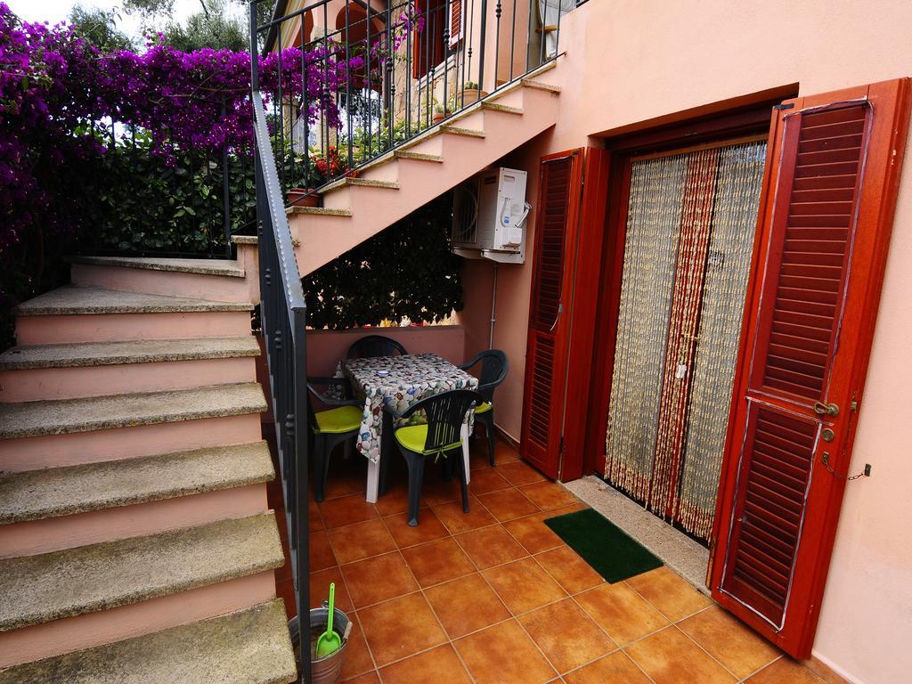 B&B Simon&Simon San Teodoro  Extérieur photo